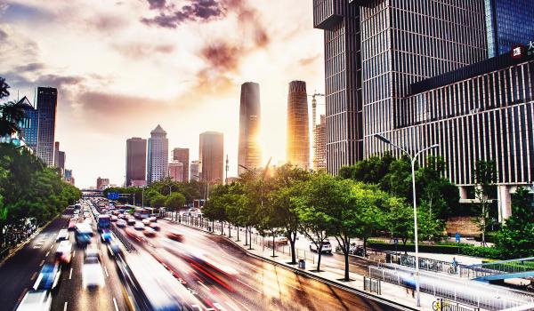 How Does Transportation Infrastructure Affect Employees? Evidence from a Natural Experiment in China